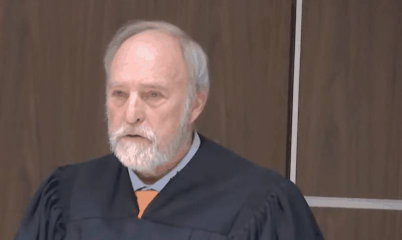 Judge Sid Harle presiding over the Gonzales trial